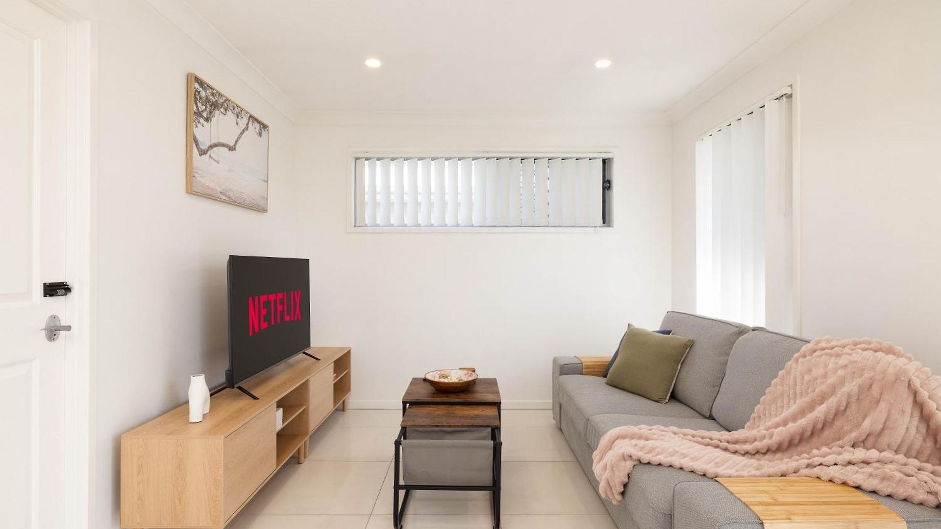 Smart Self Check-in - Darnley St Apartment *