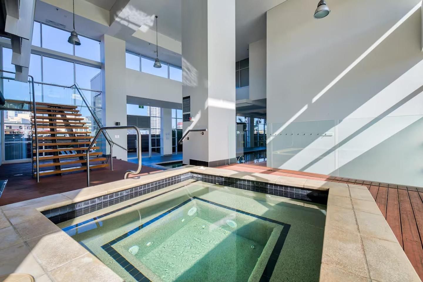 Cbd Next To Parkland! Amazing Views! * Brisbane
