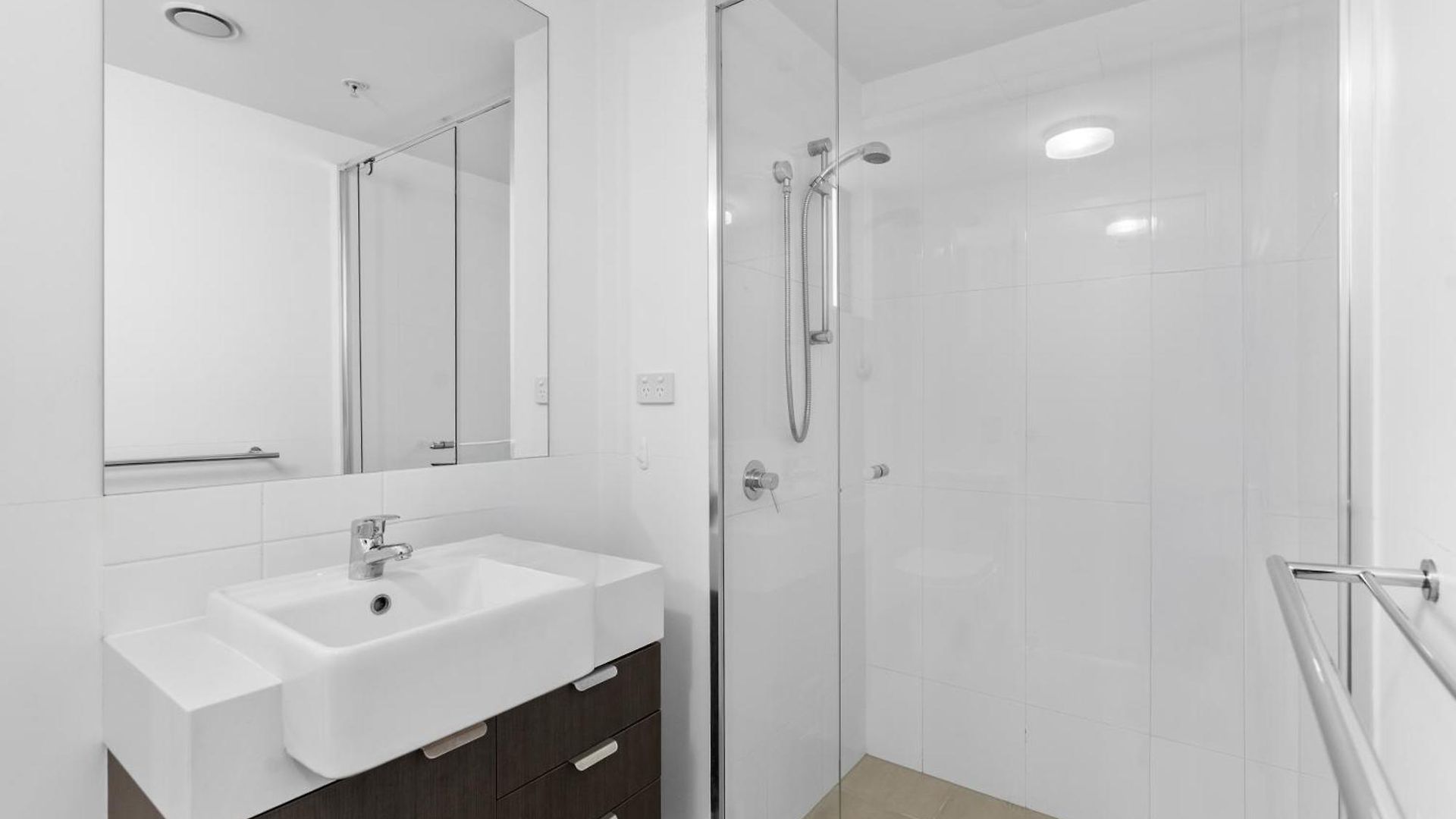 St With Story Bridge Views, Pool & Free Parking Apartment Brisbane