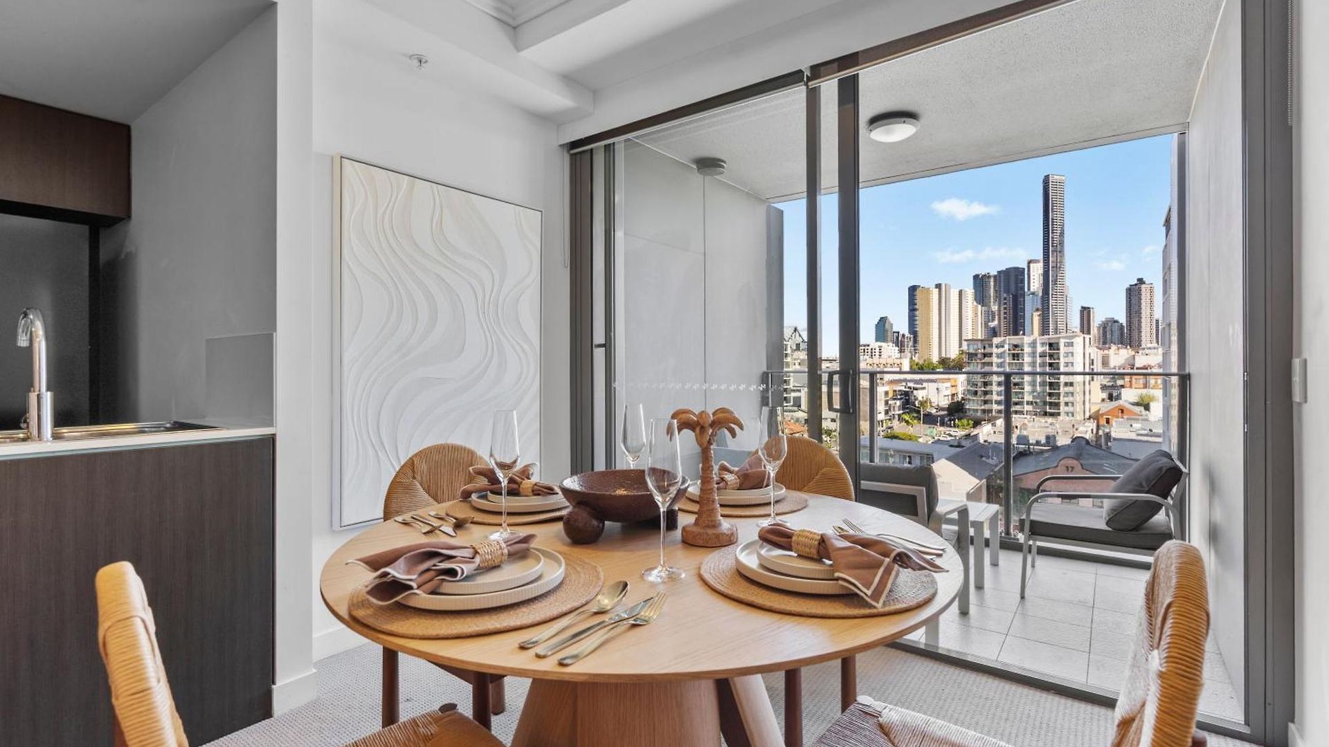 St With Story Bridge Views, Pool & Free Parking * Brisbane