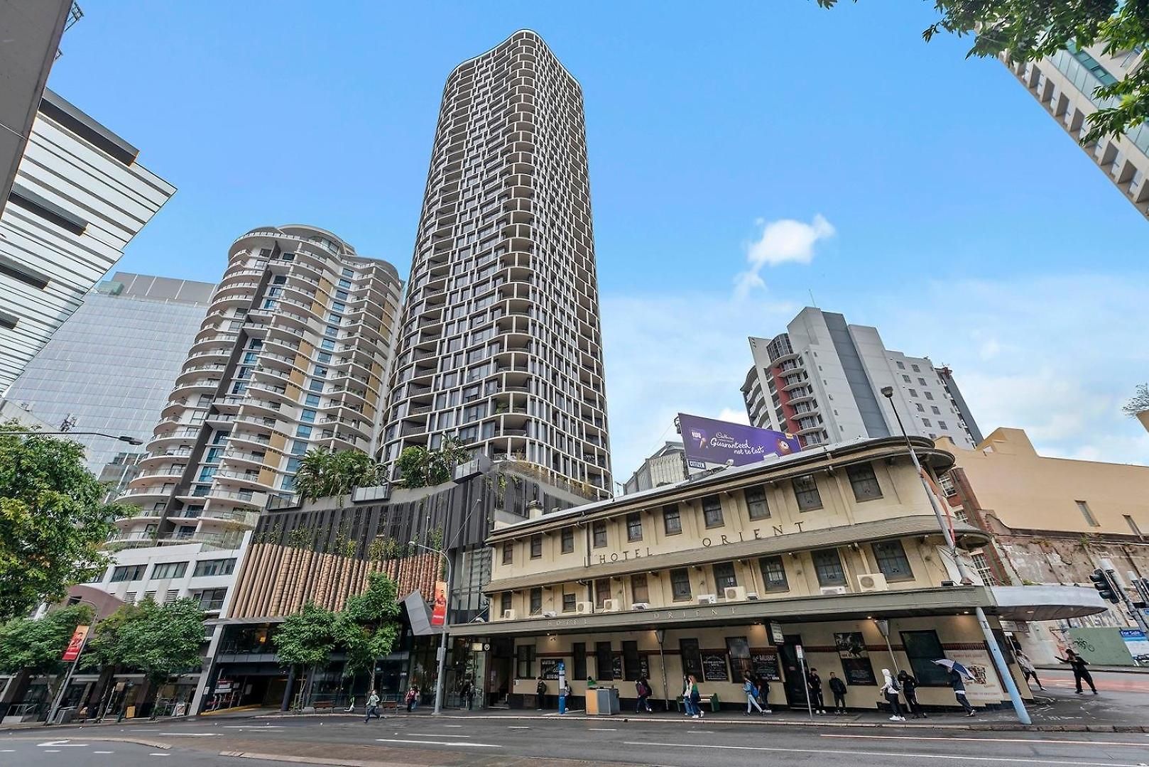 Apartment Modern 2br With River Views, Rooftop Pool, Parking *