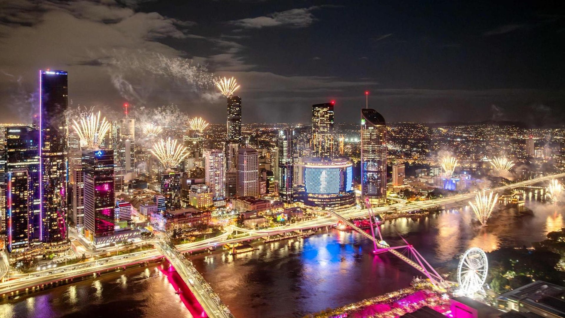 Riverfront Luxe 2br Cbd With Iconic & Bridge Views Apartment Brisbane