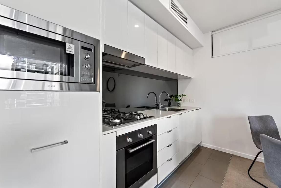 Chic 1br With Pool And Parking Apartment