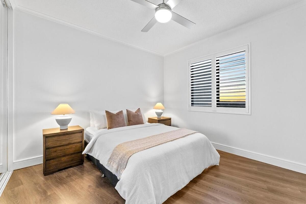 Penthouse Style - Story Bridge Views - Sleeps 8 - Baby Friendly Apartment *
