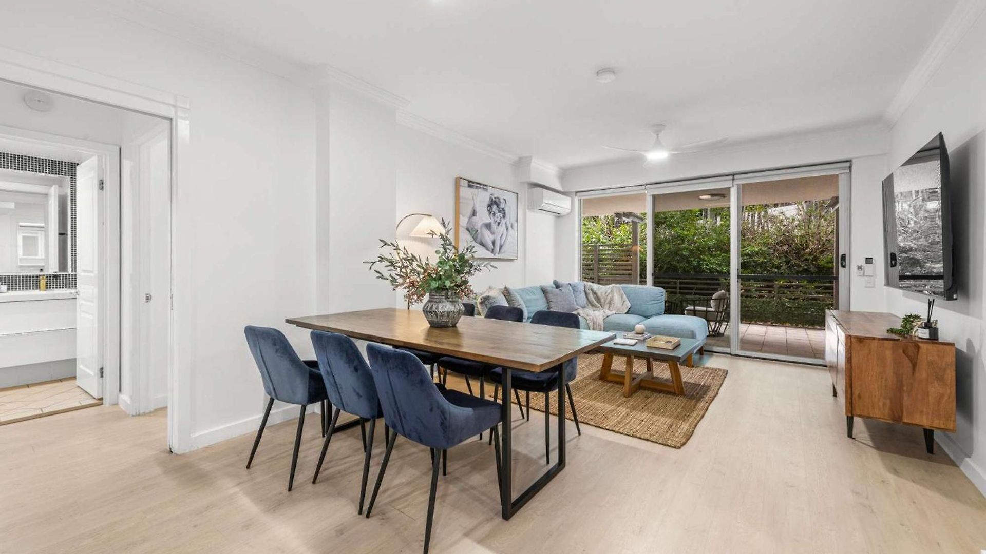 The Mews Bowen Hills - Spacious 3-bedroom With Pool & Parking *