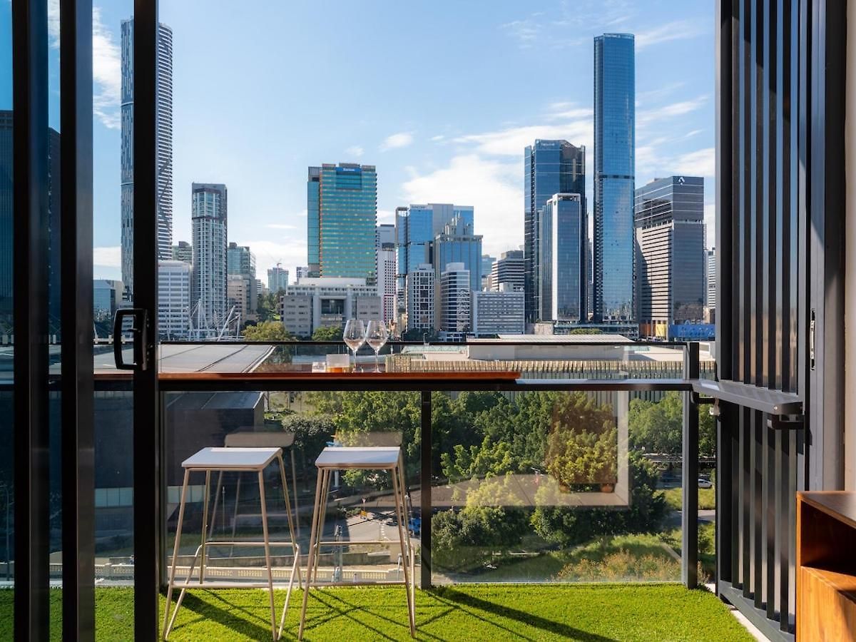 Apartment Panoramic Skyline - Walk To South Bank