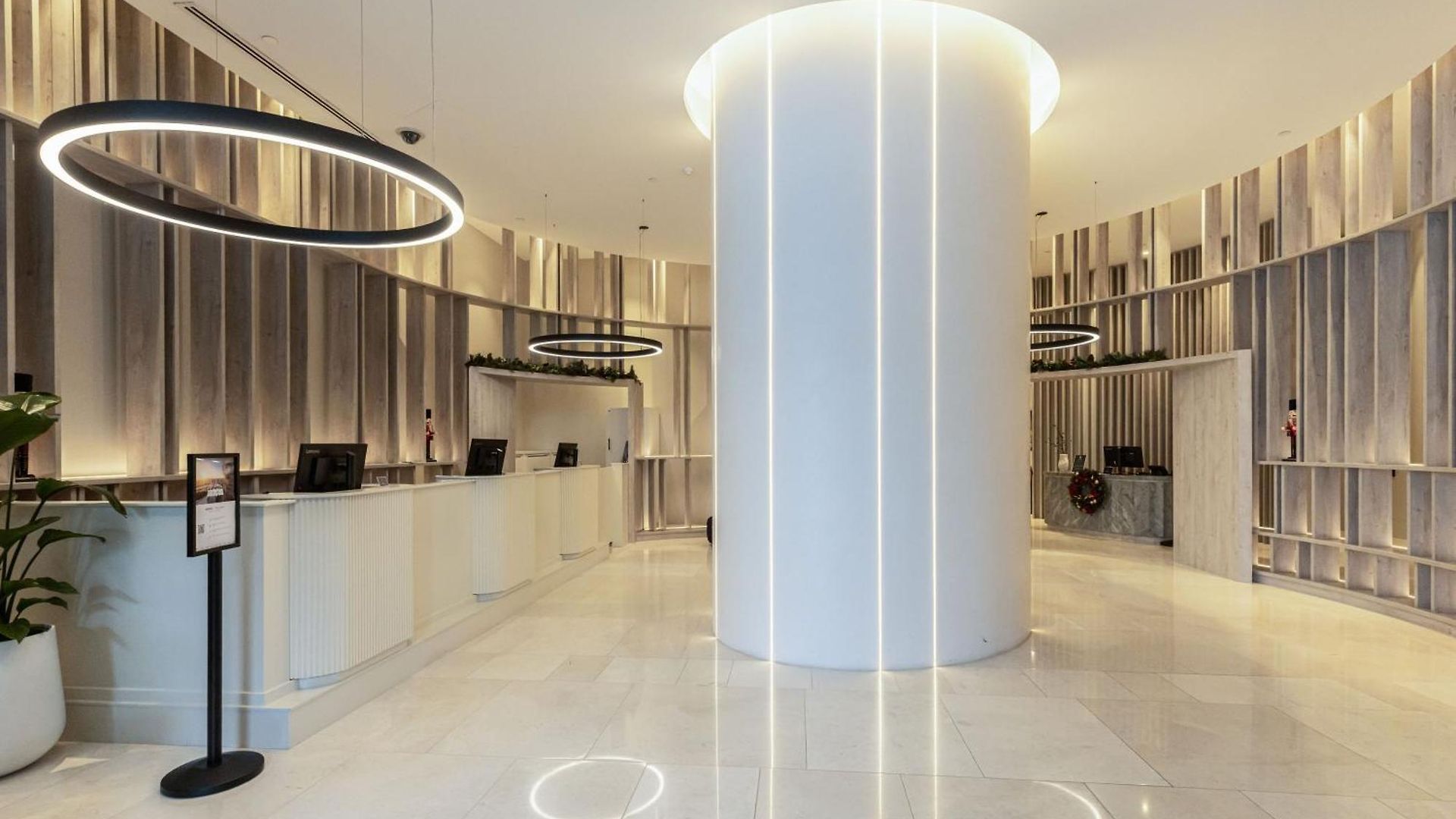 Apartment Level 30 Luxury One Bedroom Panoramic Views At Queen's Wharf