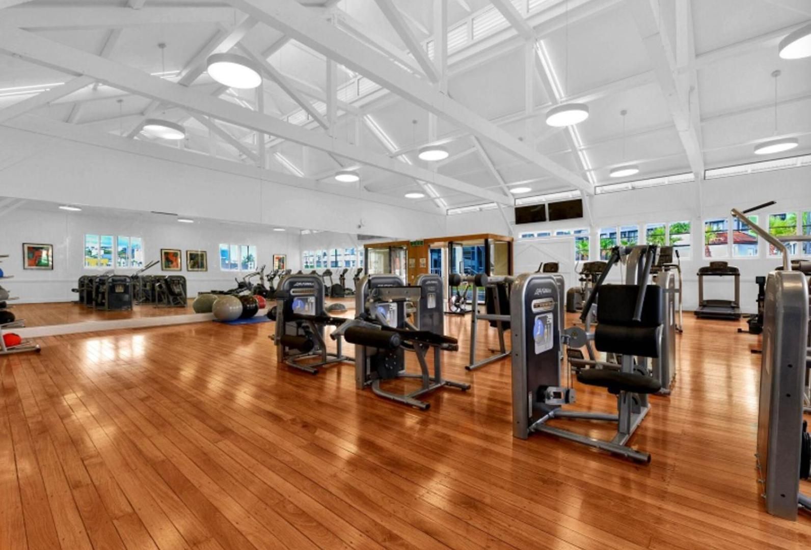 Valley Luxe - High Level Scenic Apartment Brisbane
