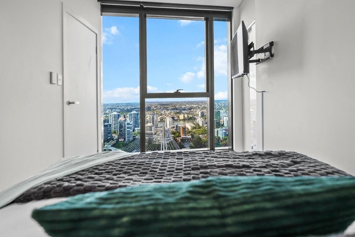 Level 43 Water Views - 2br - Sleeps 6 & Baby Apartment Brisbane