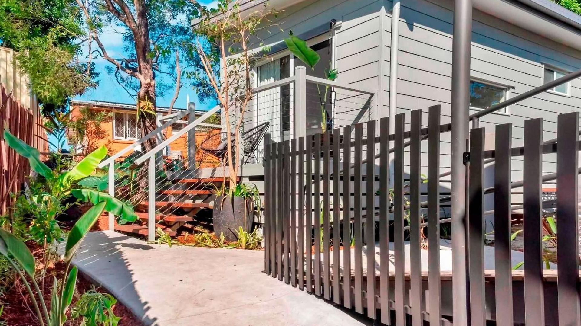 Private Modern - Separate Entry * Brisbane