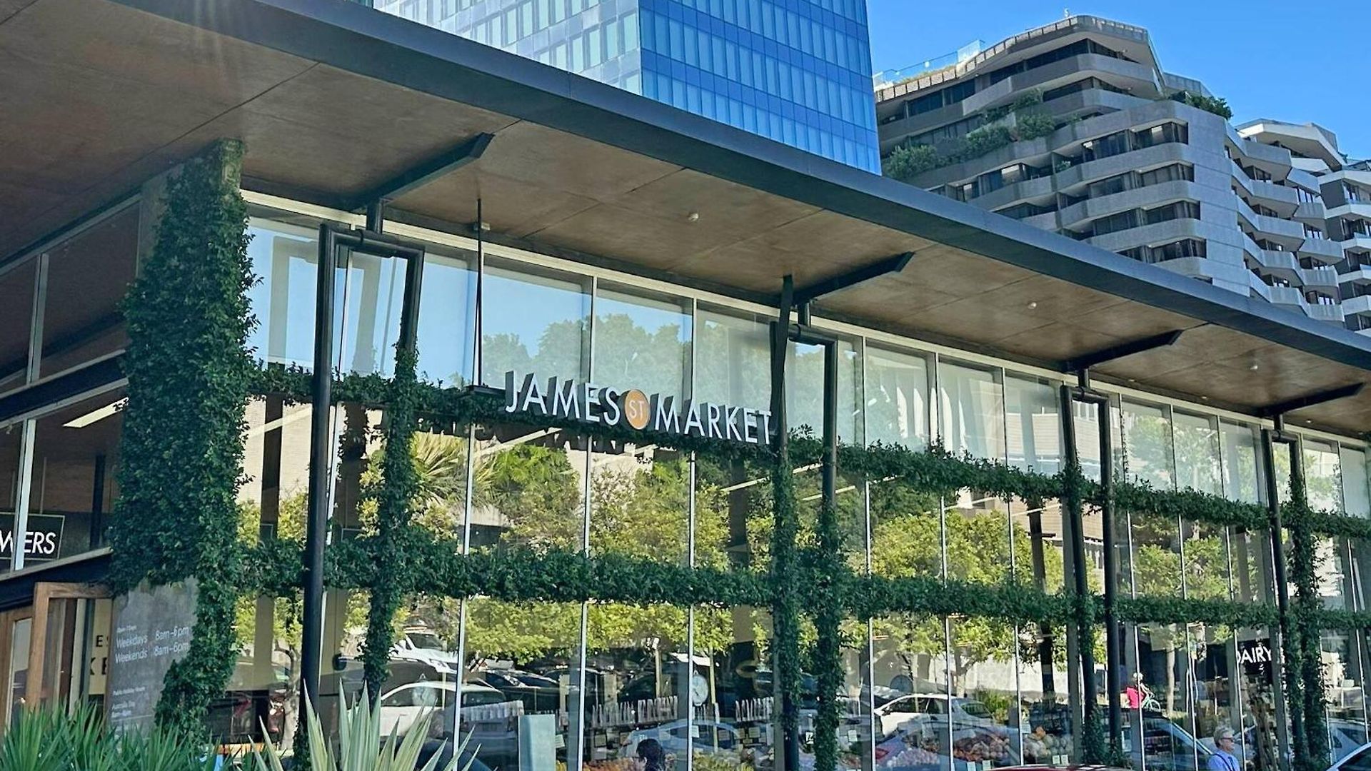 Maango 1br St Free Parking Balcony Apartment