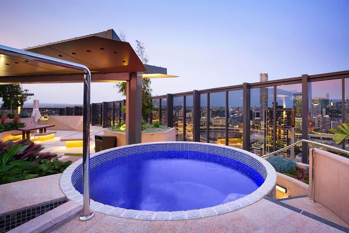 South 1 Bedroom With Pool *