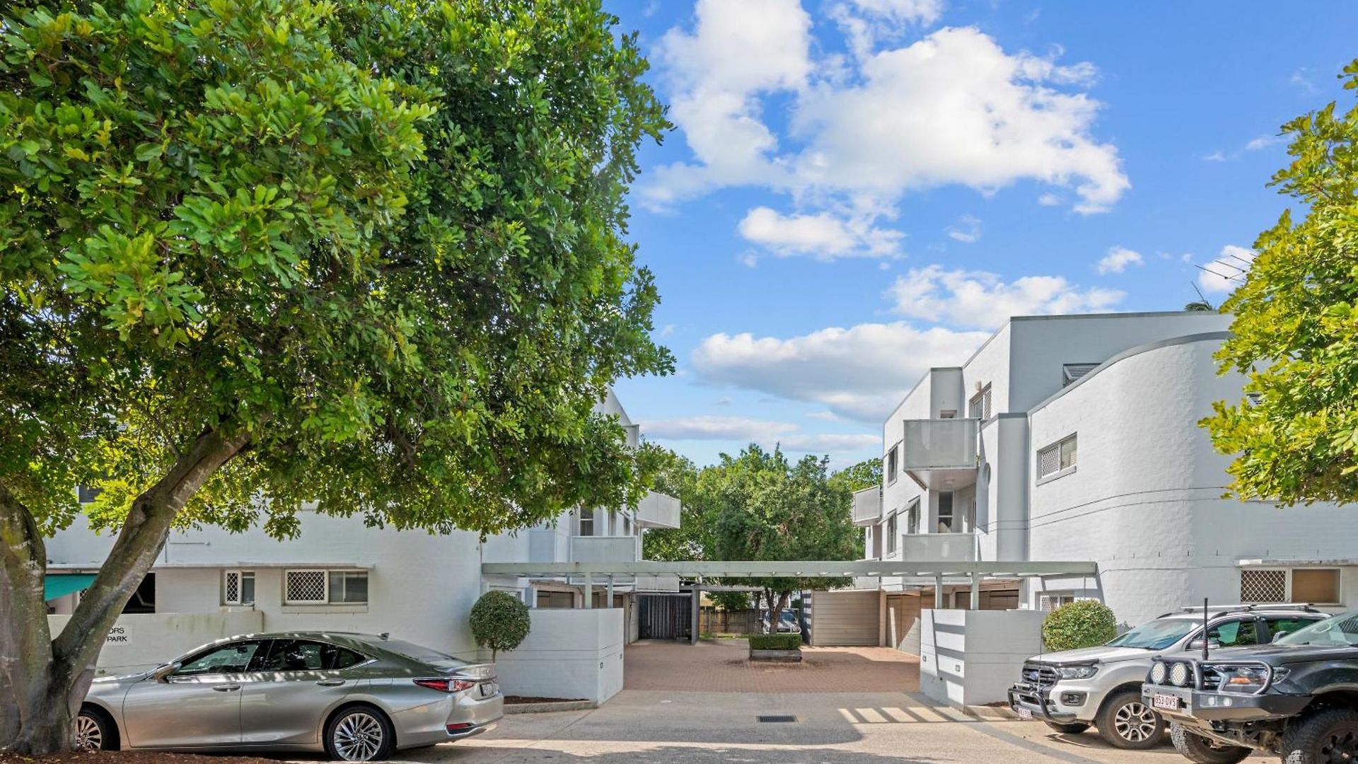 Ascot * Brisbane
