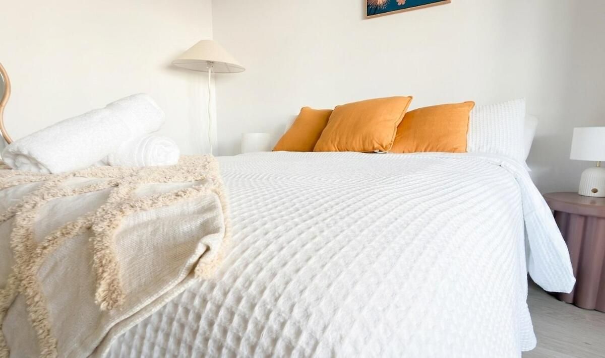 2br - Lagoon Pool Gym - Sleeps 6 - Baby Equipped - Free Parking *