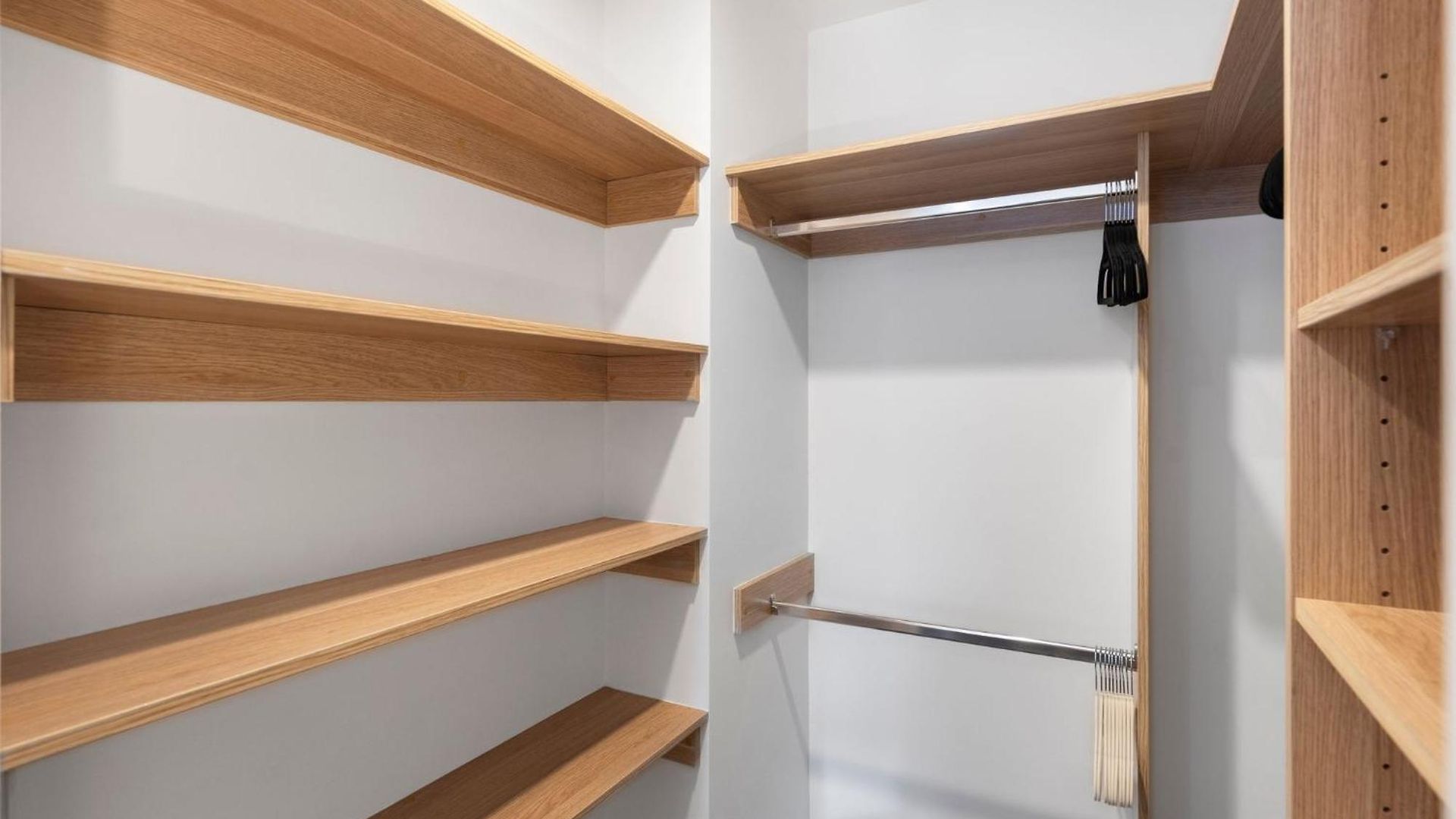 Apartment Fortitude Valley Hideaway - 2Br Apartment With Balcony & 2 Free Car Bays Brisbane