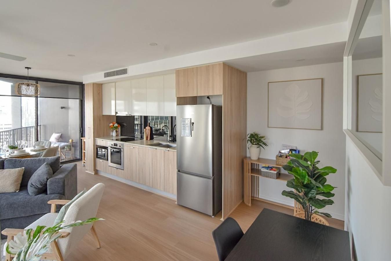 550 Queen St. Apartment *