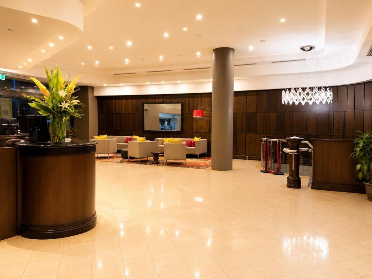 Queen Street Cbd With Balcony And Amenities C48 Apartment