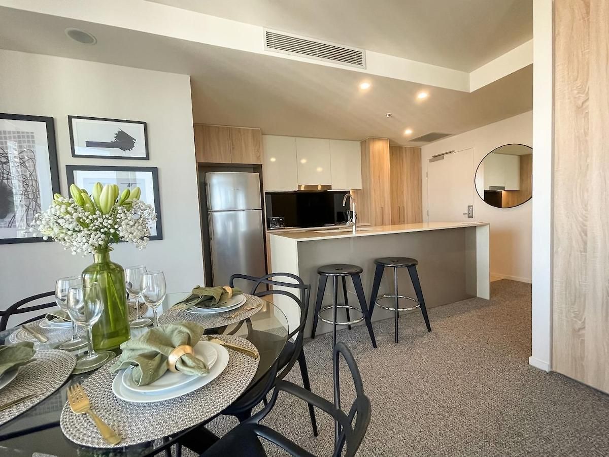Apartment Luxury Cbd With 180 River Views & Rooftop Pool