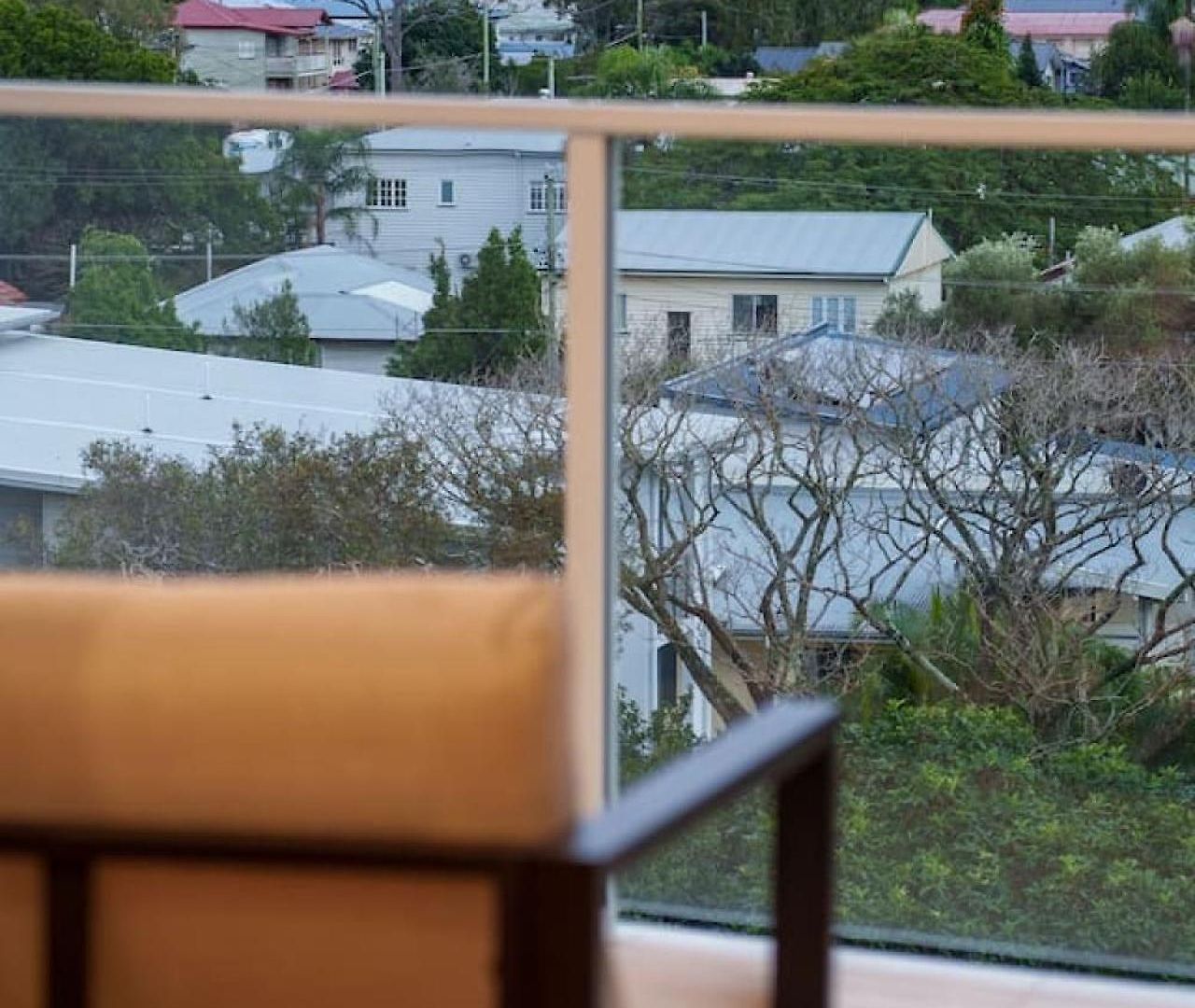 Across From Train And Bus Station Pool Gym And View Apartment