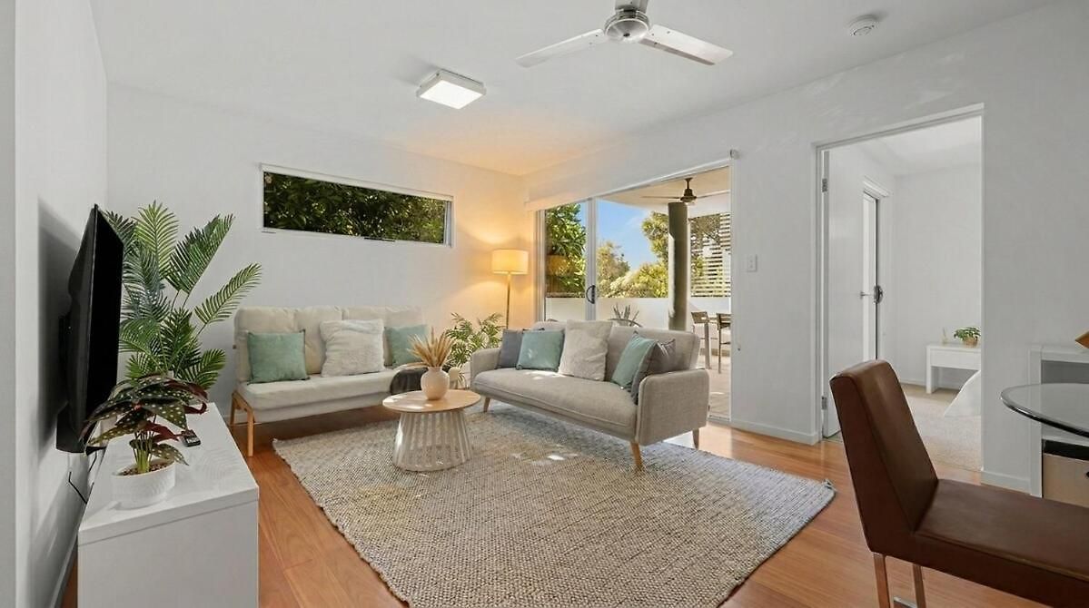 Apartment Bulimba Apartment - Ferry Access - Near Oxford St - Sleeps 8 - Baby & Work Ready
