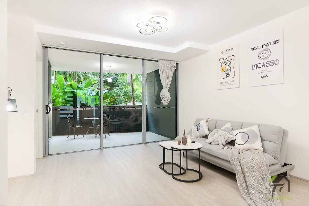 West End Artistic Neighborhood Apartment