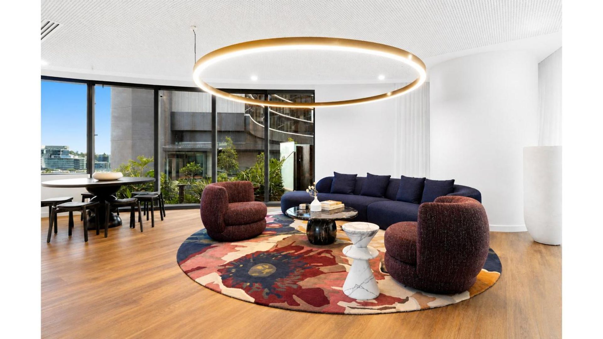 Apartment Sky High Luxury 2 Bedroom Cbd With Pool Gym And River Views