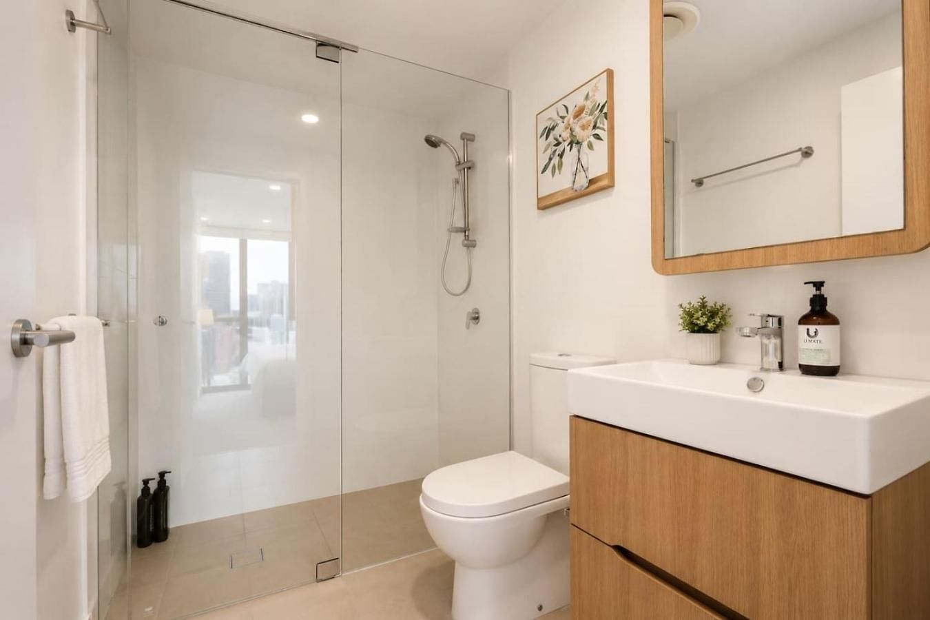 Level 22 Skyline Views With Sauna, Gym, Pool And Free Parking * Brisbane