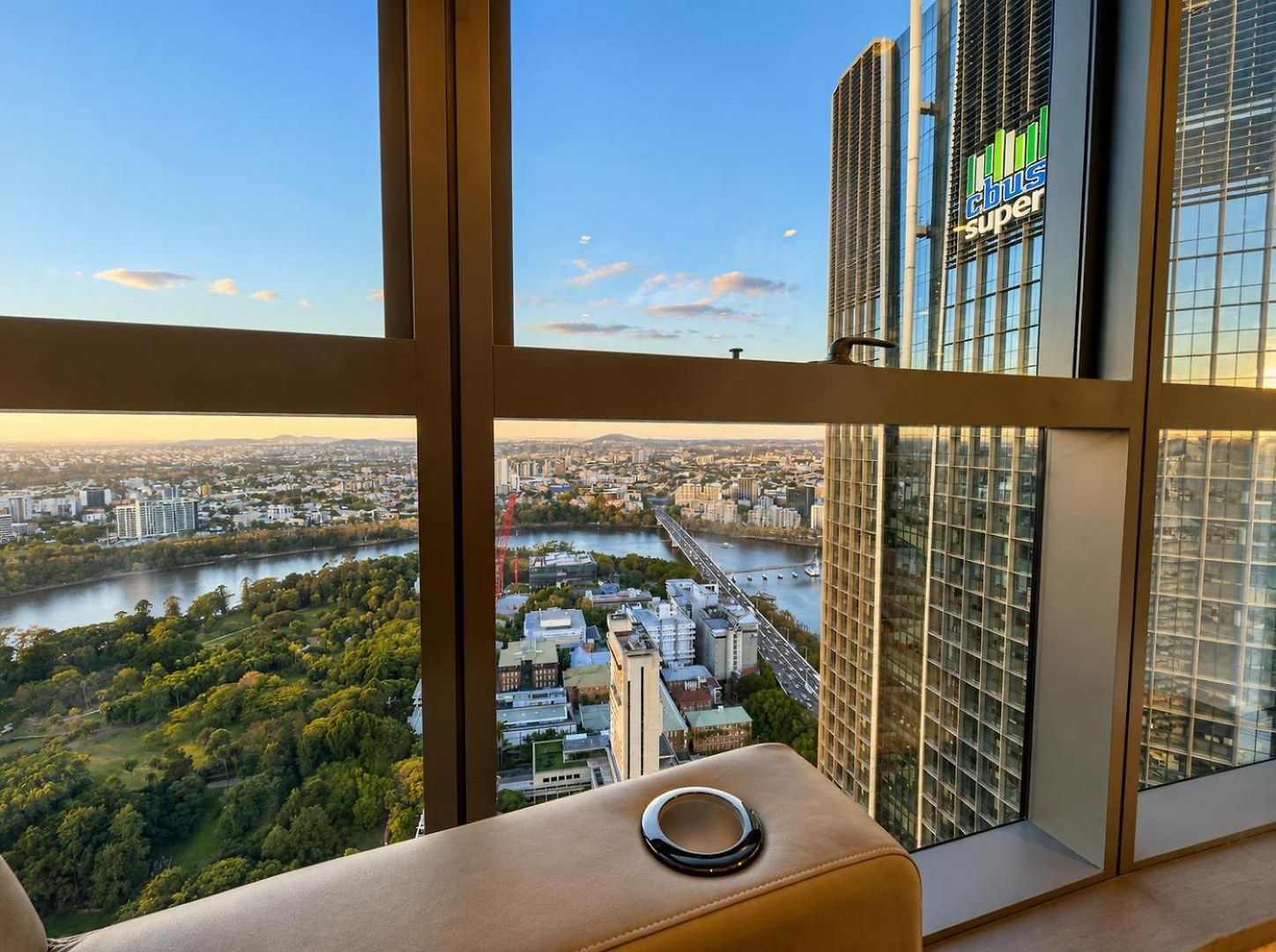 Queens Wharf Floor, 2 Bedrooms, 1 Parking