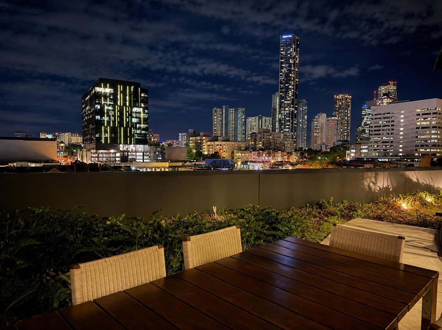 1515 Fortitude Valley 1 Bed 1 Bath Apartment