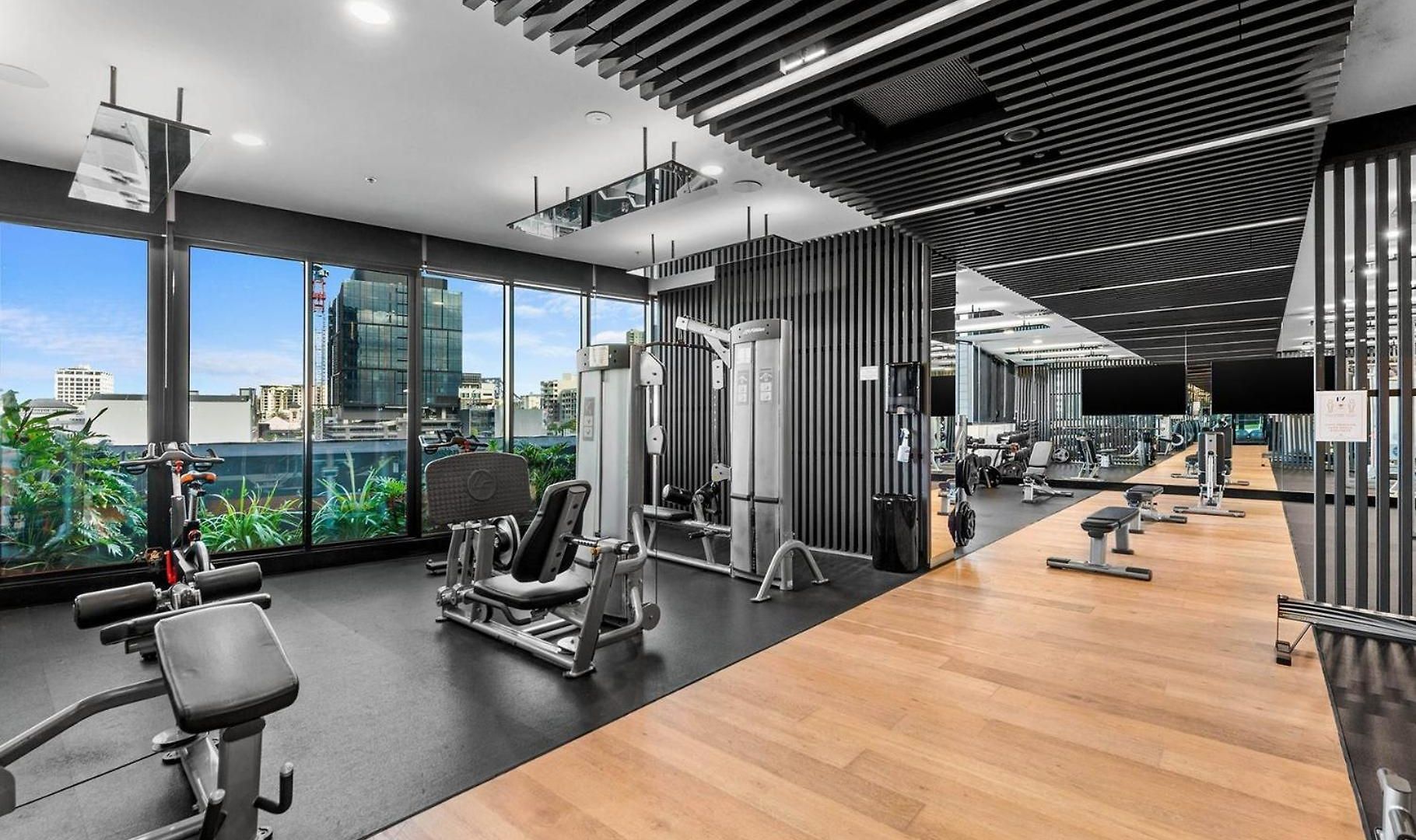 Apartment Skyline Sanctuary Luxe Valley *