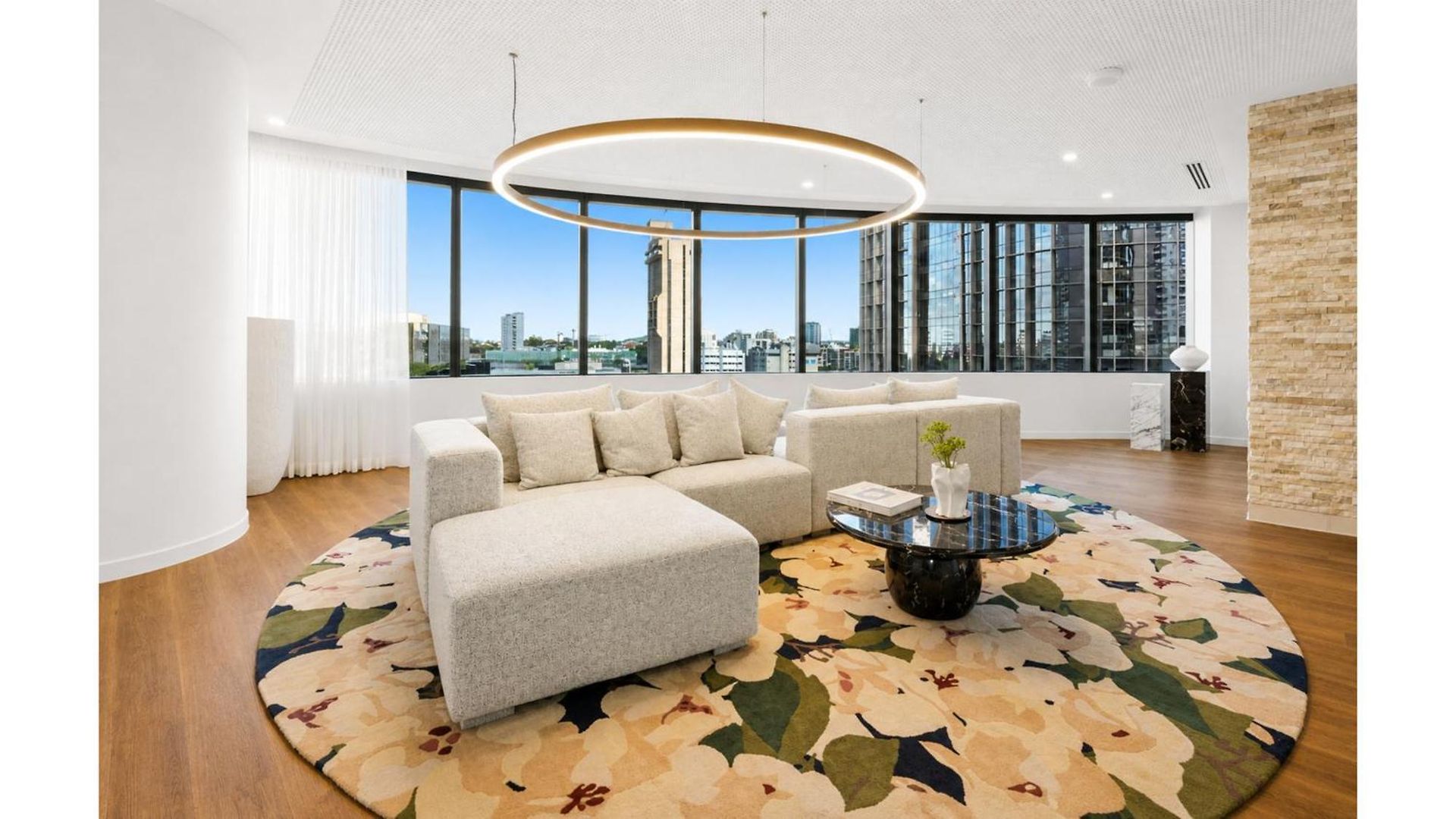 Sky High Luxury 2 Bedroom Cbd With Pool Gym And River Views Apartment *