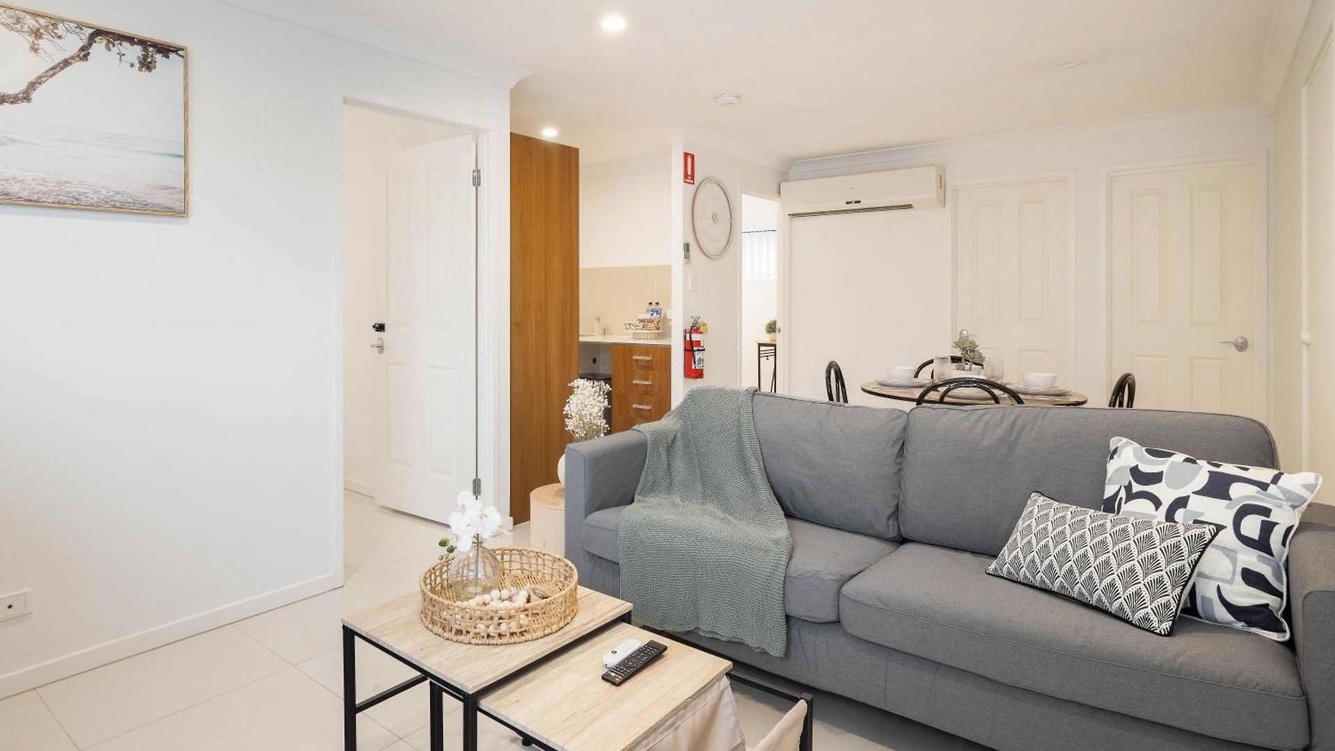 Apartment Smart Self Check-in - Darnley St *
