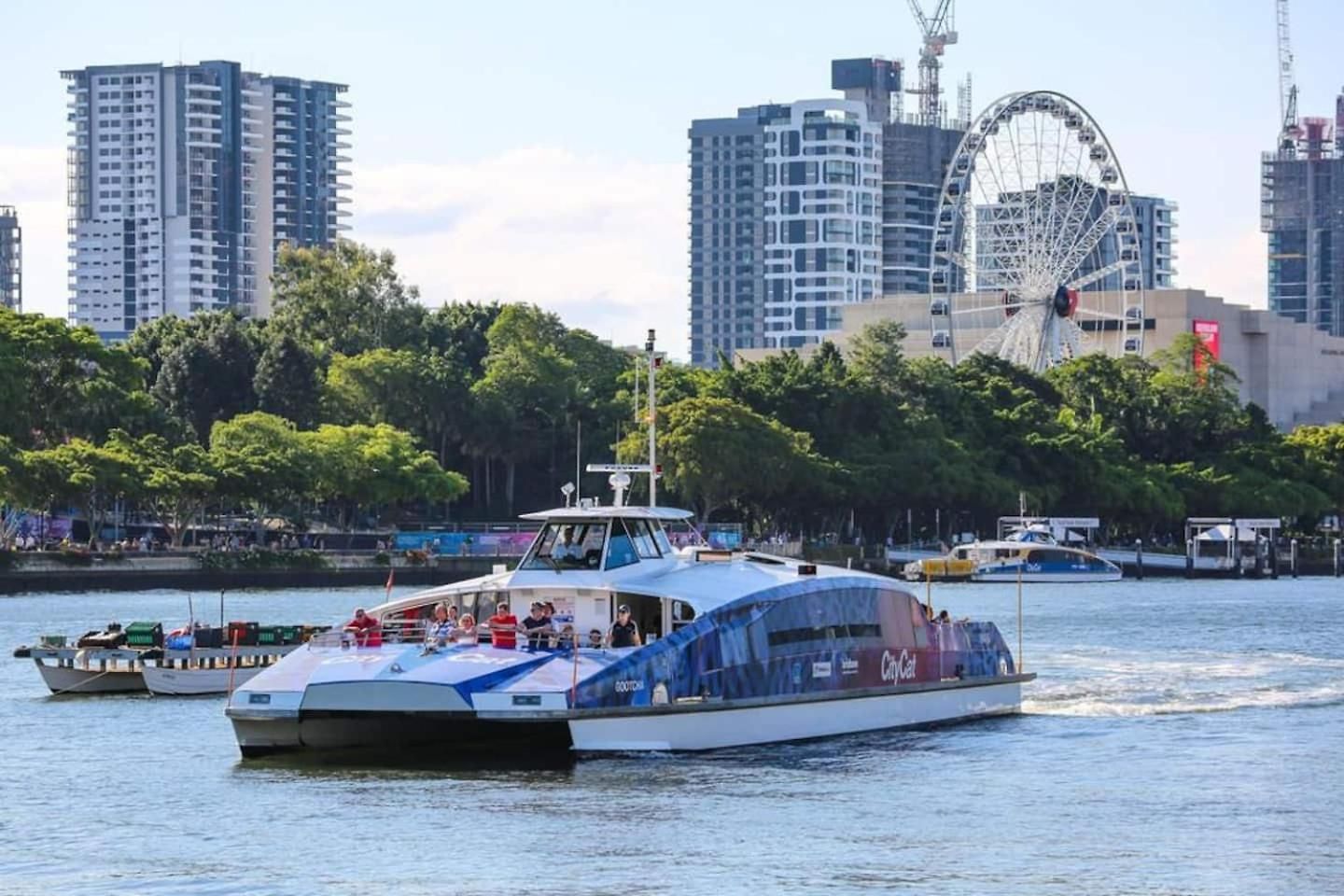 King Bed, Views, Car Park & Perfect Location! Apartment Brisbane
