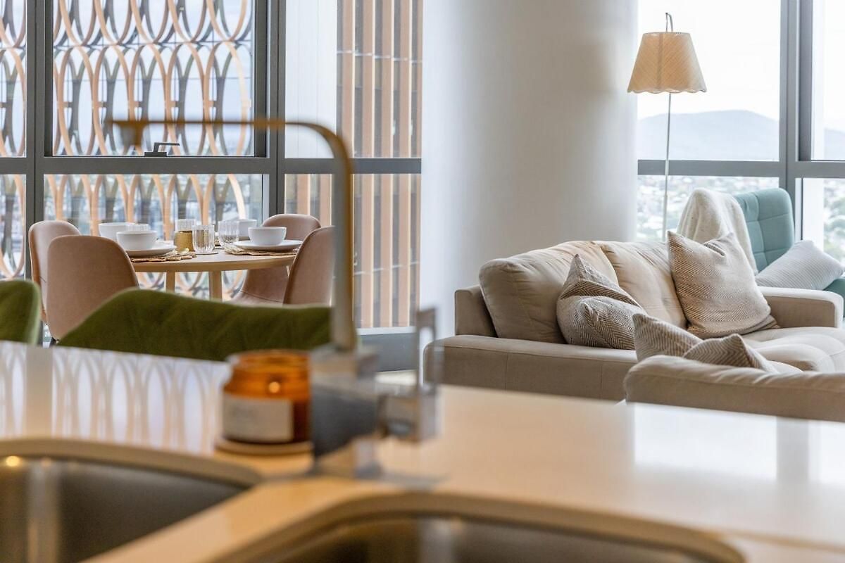 Apartment Skyline Elegance 2bdr Pool Gym Sauna Parking Brisbane