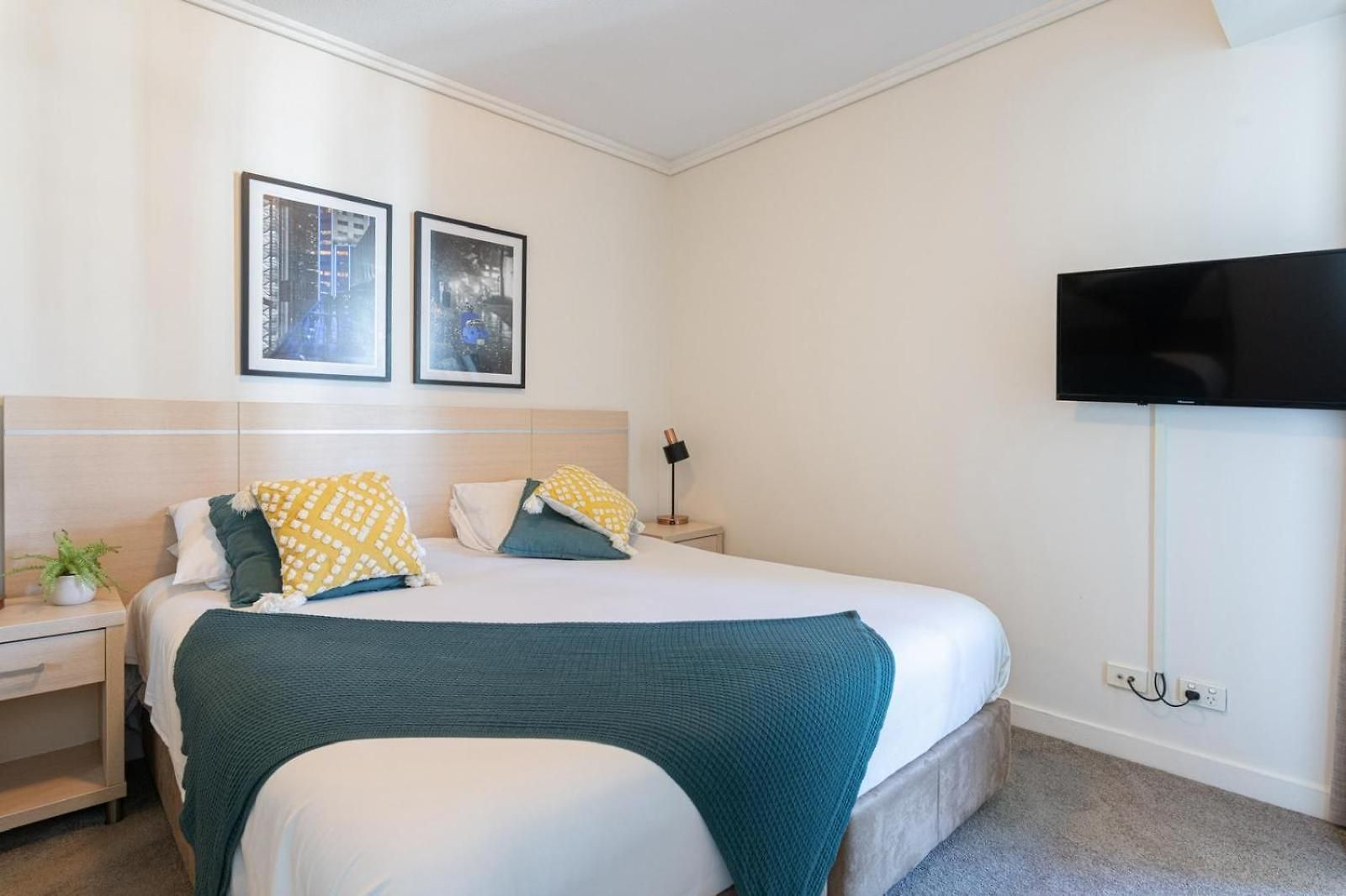 Apartment Chic 1br Retreat Heart Of Pool&gym Views *