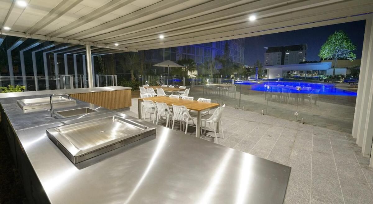 Luxurious Newstead With Views Brisbane