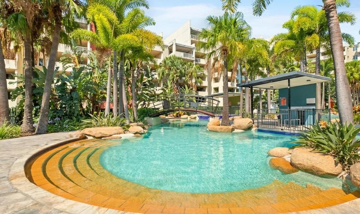 2br - Lagoon Pool Gym - Sleeps 6 - Baby Equipped - Free Parking Apartment