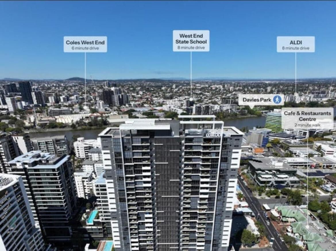 Modern Living With Secure Parking! * Brisbane