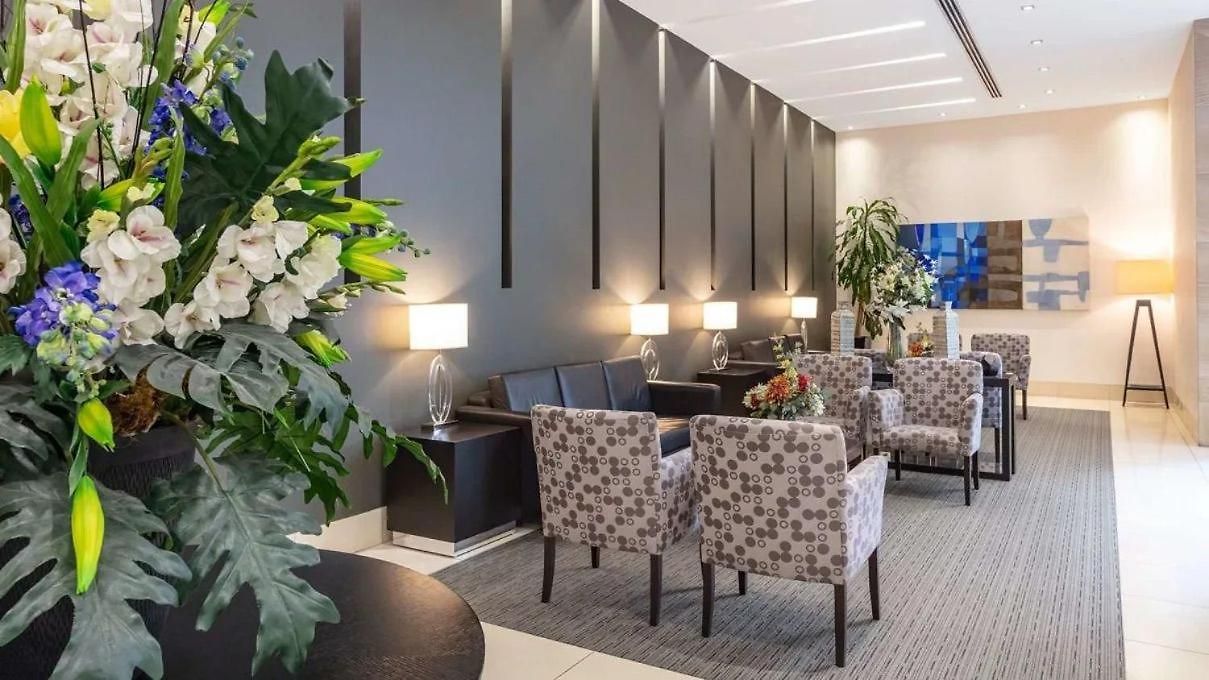 Chic 1br Retreat Heart Of Pool&gym Views Apartment *