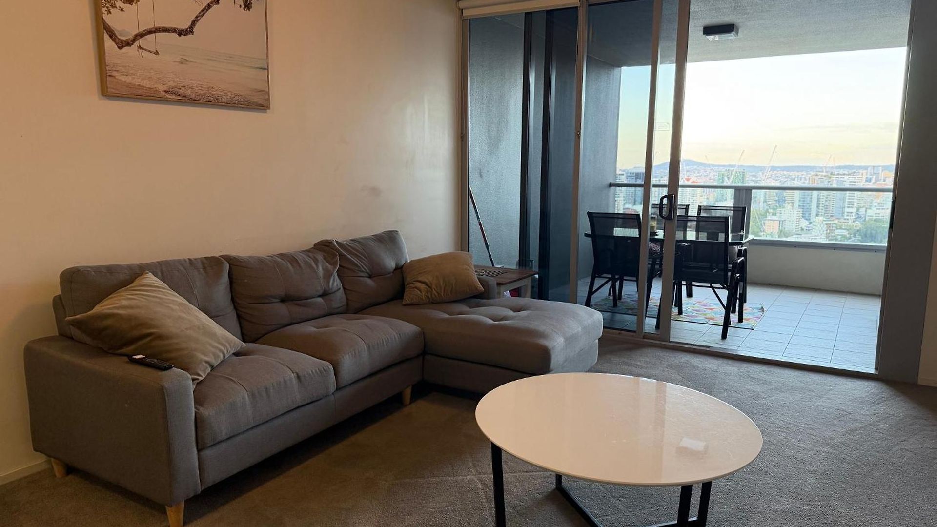 2bed 2bath Riverfront Luxury Views Apartment