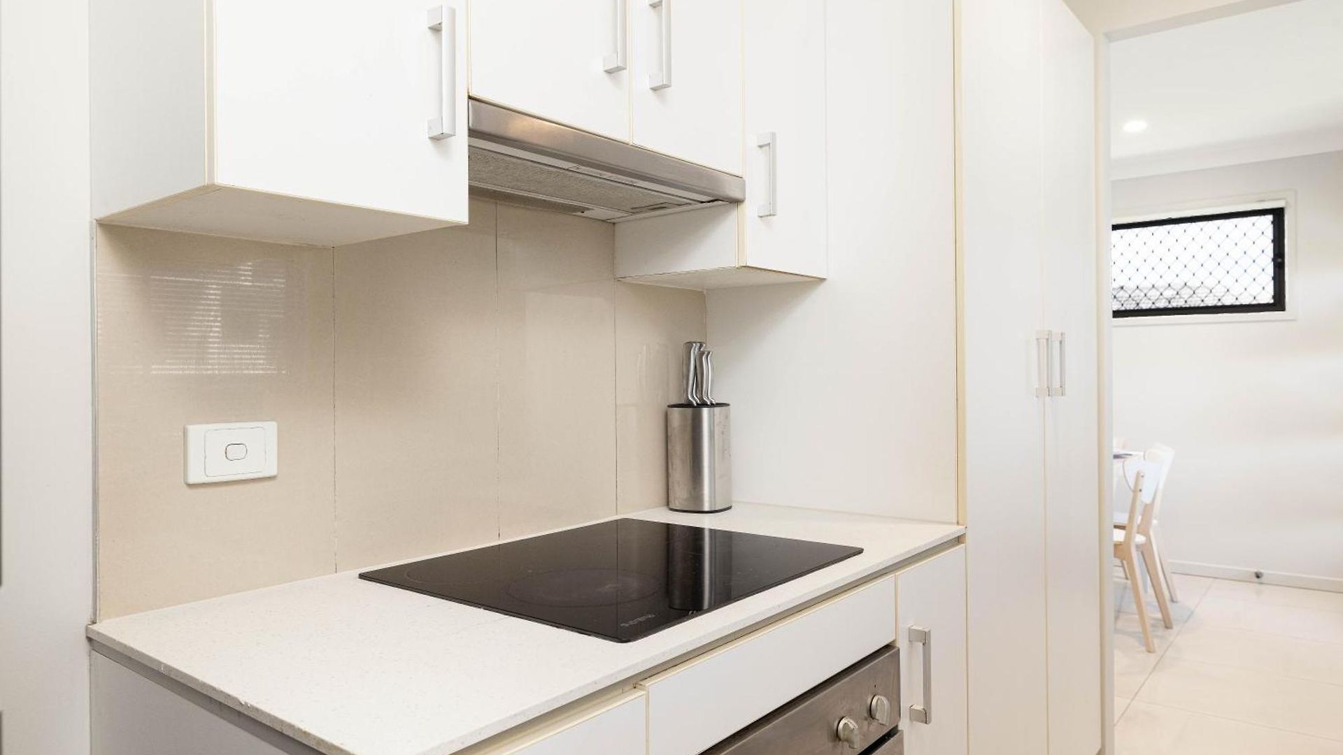 Apartment Smart Self Check-in - Darnley St
