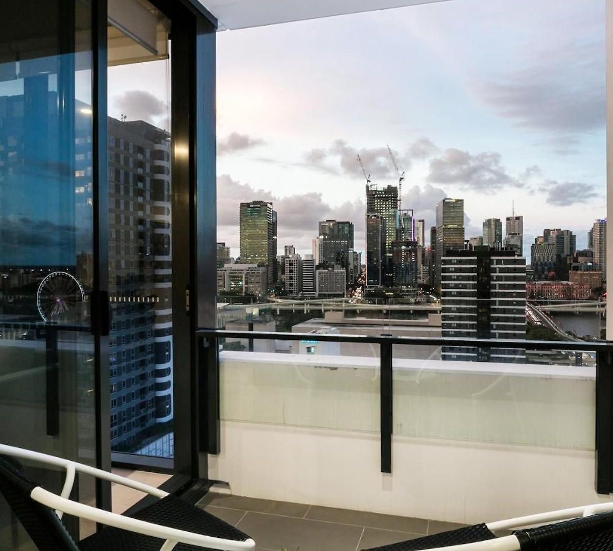 Convenient To Urban Living By Private Host Brisbane