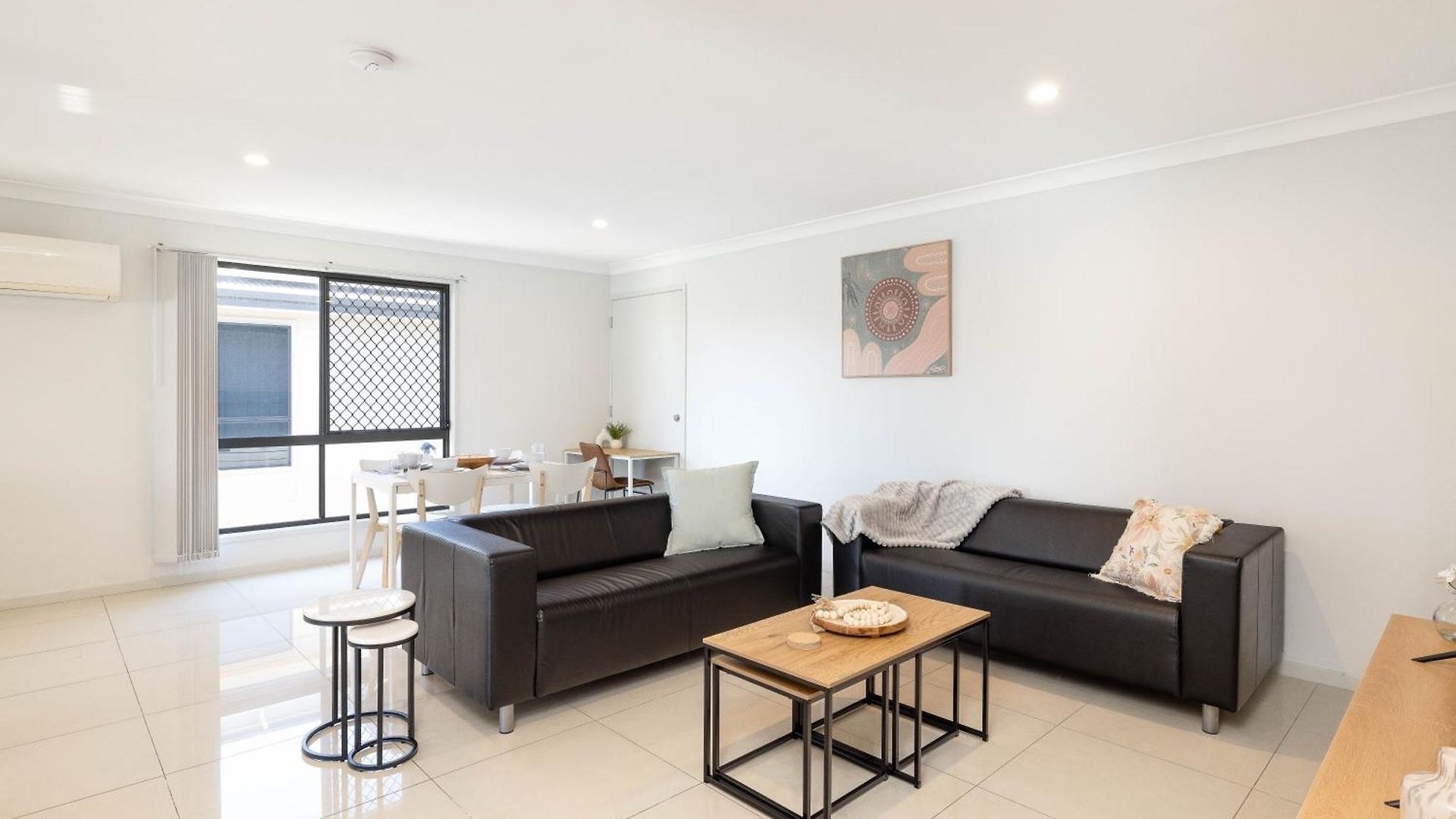 Smart Self Check-in - Darnley St Apartment