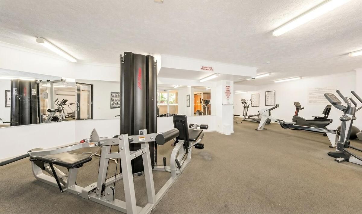 Apartment 2br - Lagoon Pool Gym - Sleeps 6 - Baby Equipped - Free Parking Brisbane