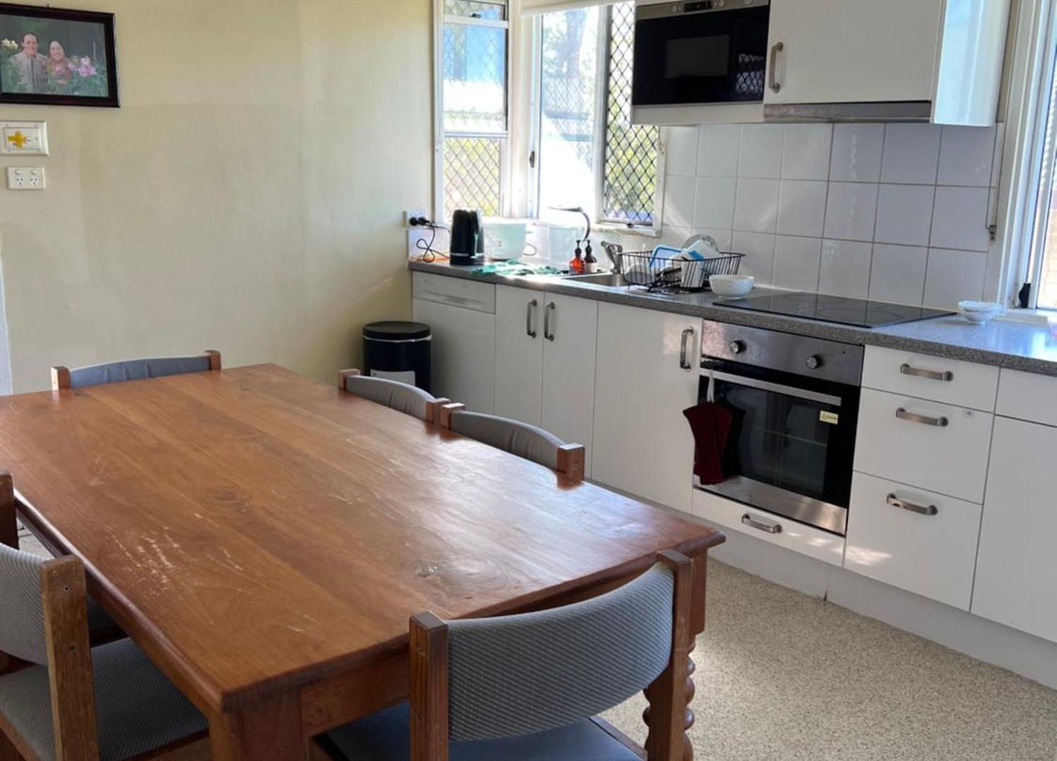 Conveniently Located Near Westfield Carindale Homestay Brisbane