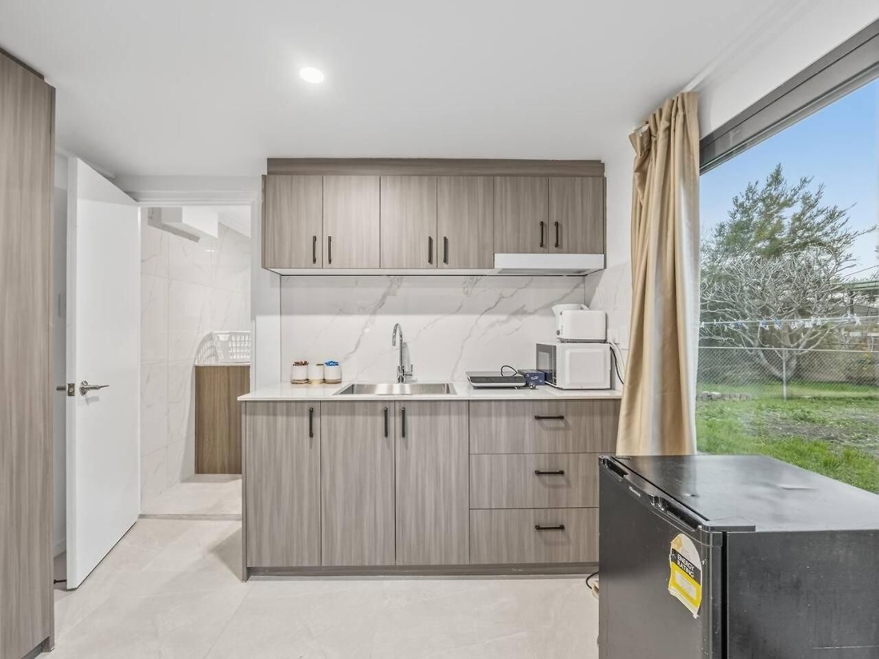 Great Value Renovated Prime Location Aircon Brisbane