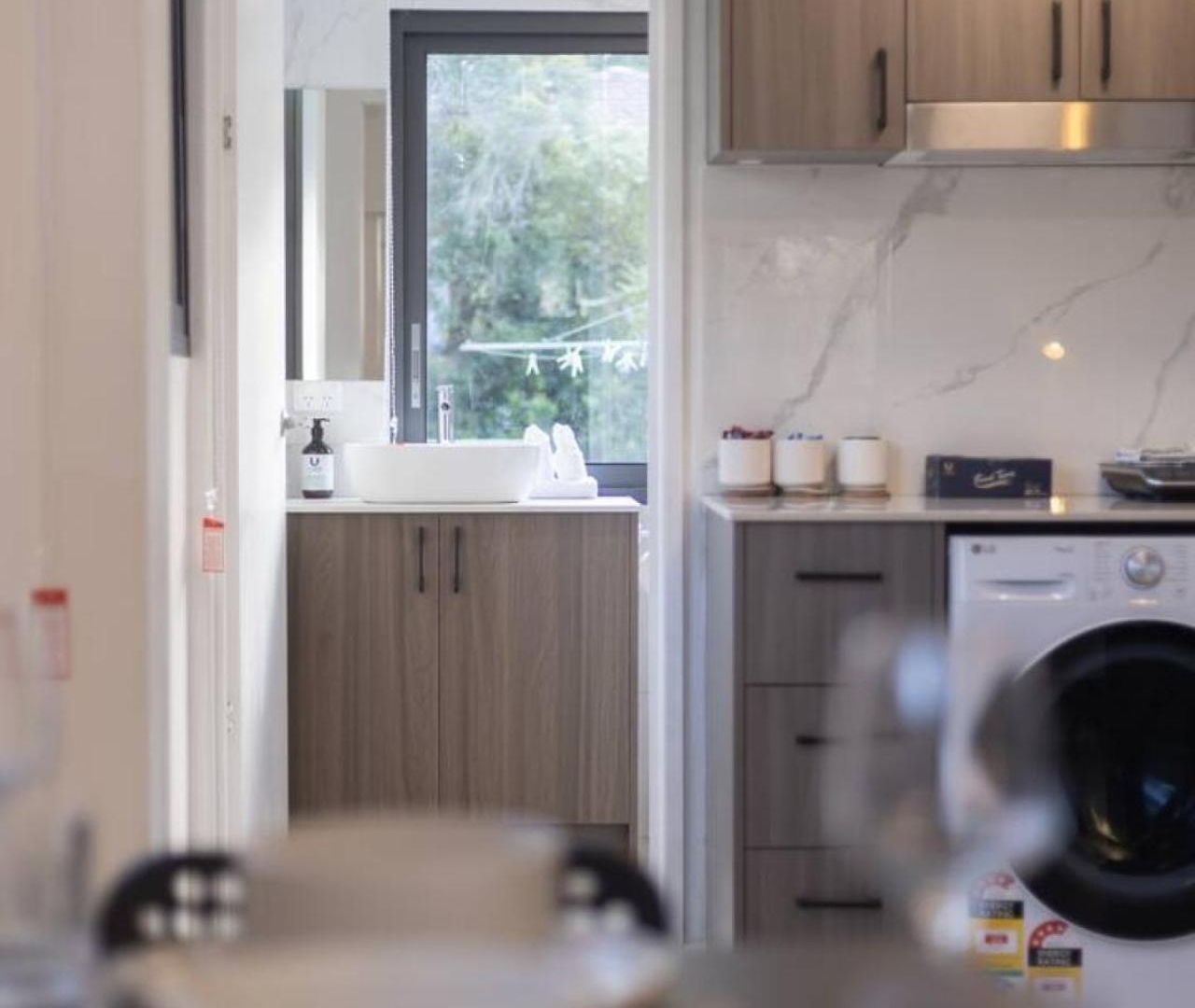 Great Value Renovated Near Griffith And Shops Holiday home