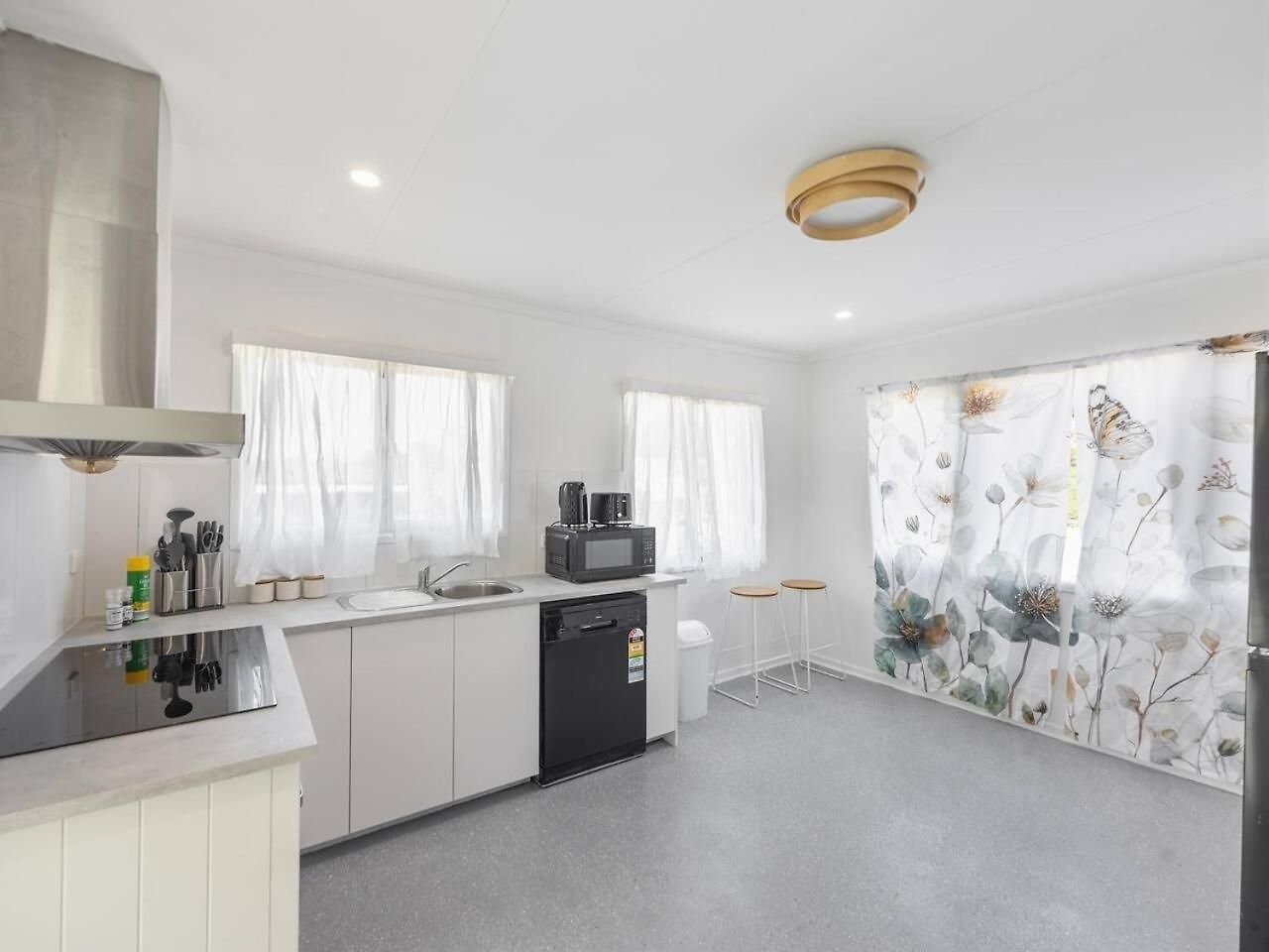 Pet Friendly And Great Value Air Con In Every Br *