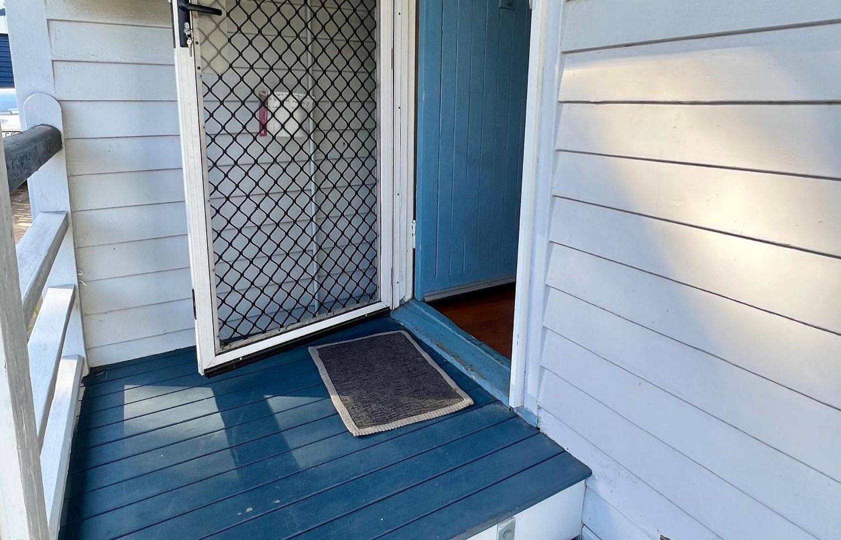 Guest house Private Living With A Single Bed Brisbane