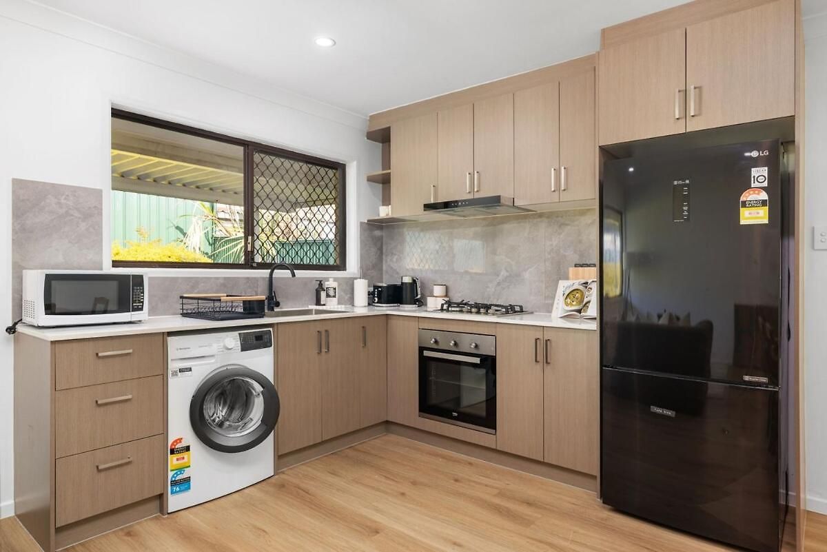 Amazing Location Close To Everything Pet Friendly * Brisbane